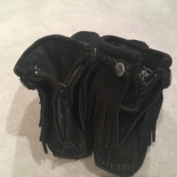 Minnetonka Suede Fringe Zip Concho Ankle Bootie - Picture 8 of 8